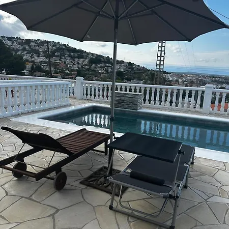 Homestay Casa Iria *