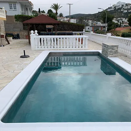 Homestay Casa Iria *